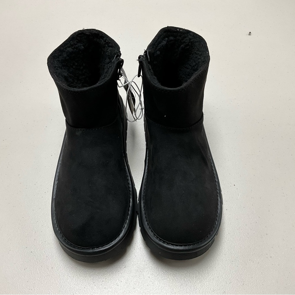 Universal Thread Black Suede Ankle Boots